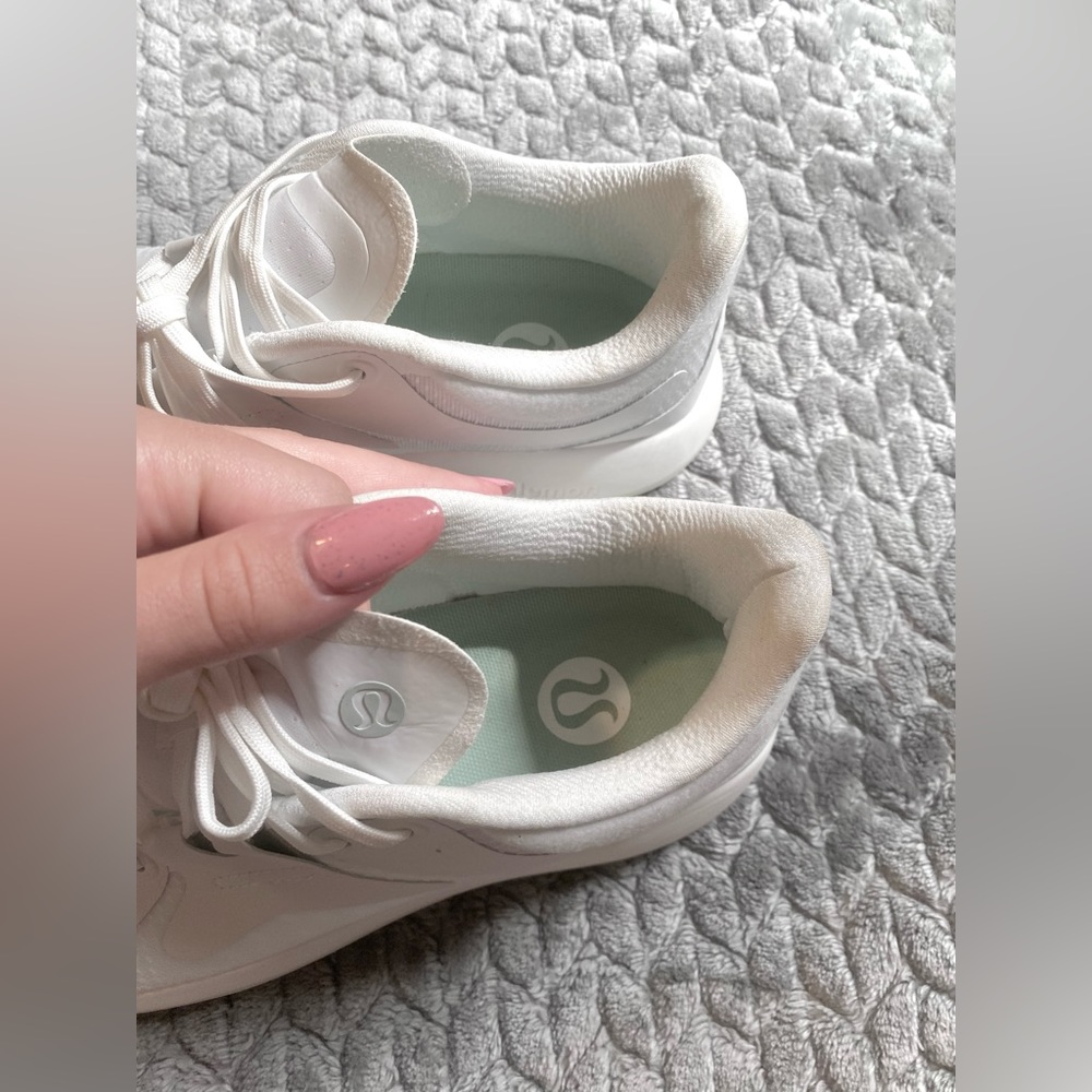 New!! Lululemon strongfeel training shoe